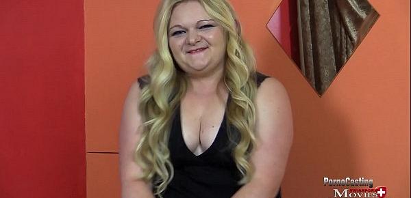  Porno Interview beim Casting mit Blondine Natalia - SPM Natalia26 IV01